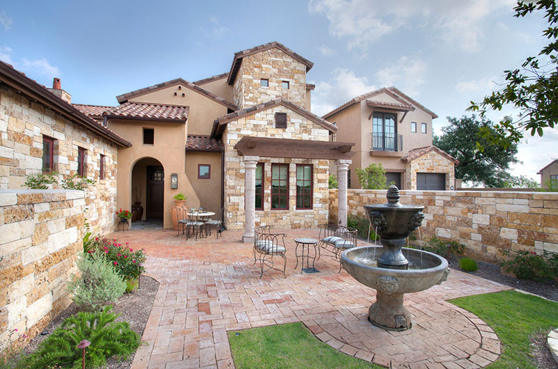 DiLusso_Villas_Exterior_800x530