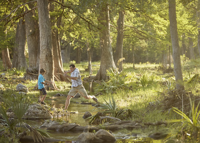 Jumping_River_700x500