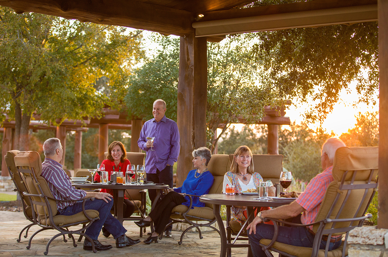 Patio_Dining_Sunset_1280x850